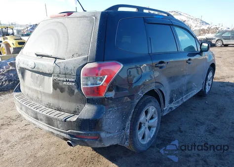 2015 Subaru Forester 2.5I Premium z USA, uszkodzony, nr VIN JF2SJADC8FH493261